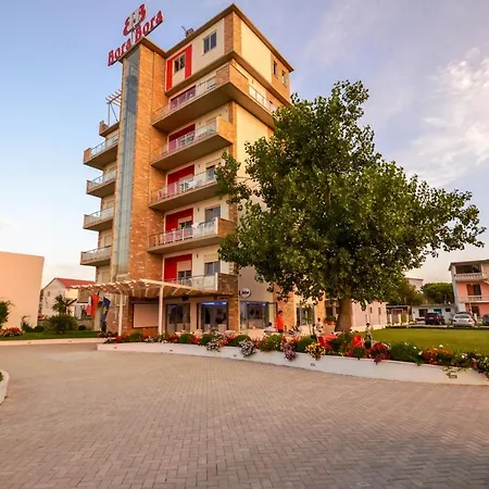 Bora Bora Hotel apartamentowy Velipojë