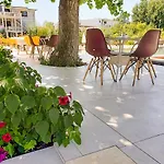 Aparthotel Bora Bora Velipojë