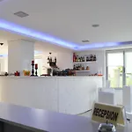 Aparthotel Bora Bora Velipojë