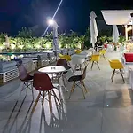 Hotel apartamentowy Bora Bora 4*