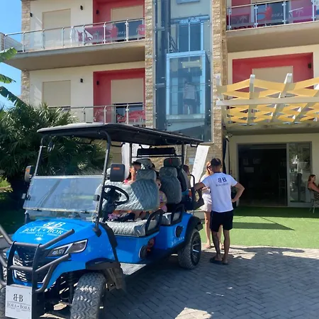 Bora Bora Ξενοδοχείο με διαμερίσματα 4*